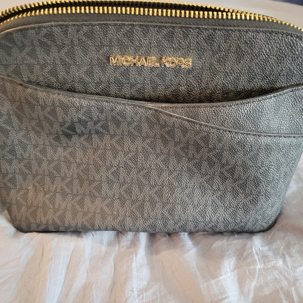 Michael Kors Gray Crossbody Bag with Gold-Tone Hardware